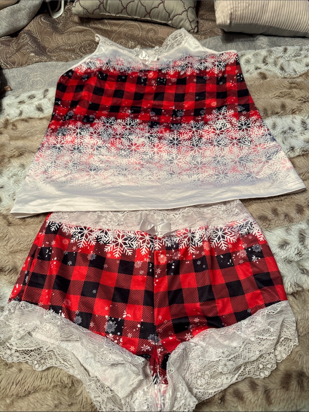 Women’s Red Plaid Snowflake Lace Sleep Set